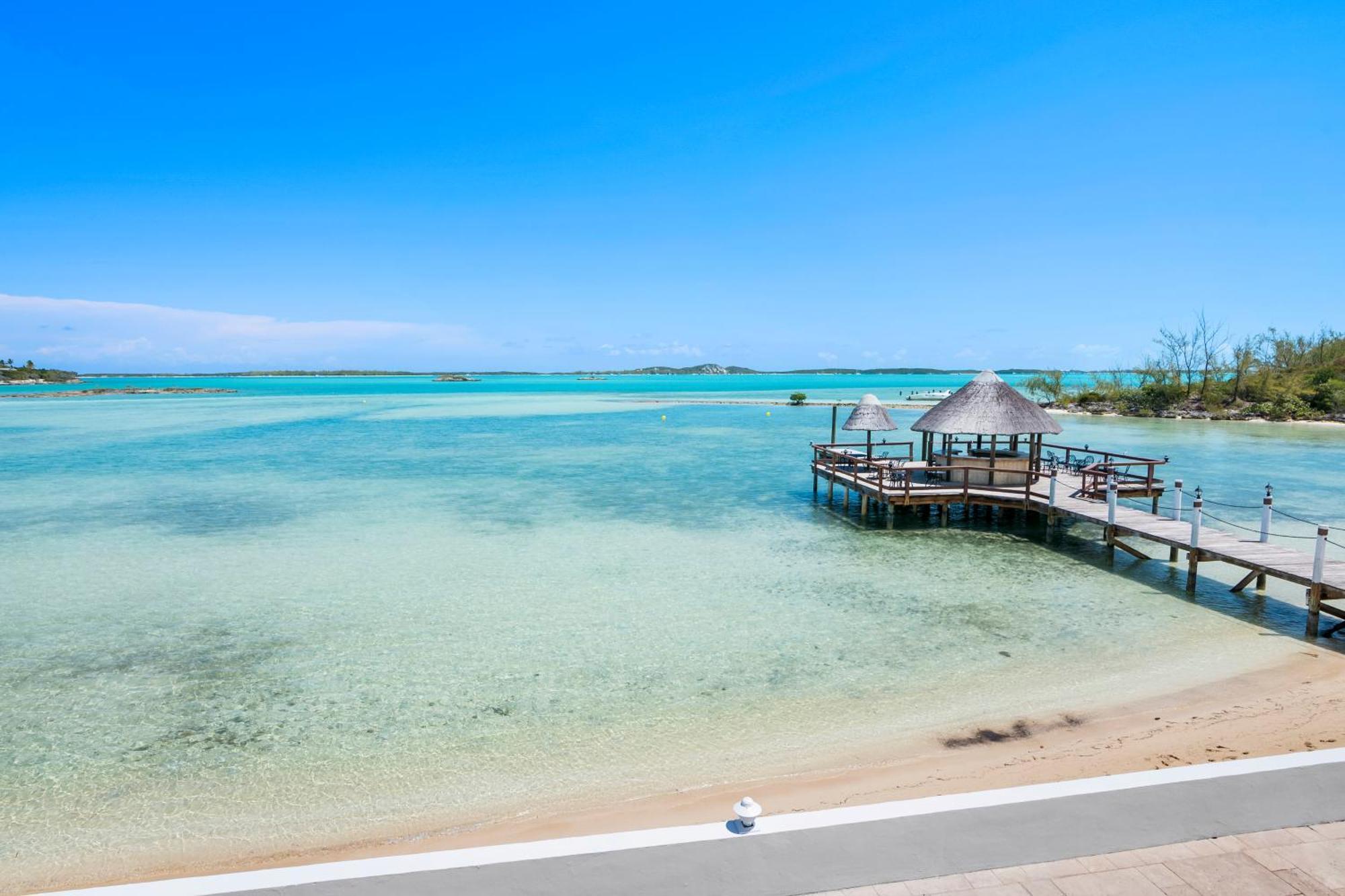 Augusta Bay Hotel George Town Buitenkant foto